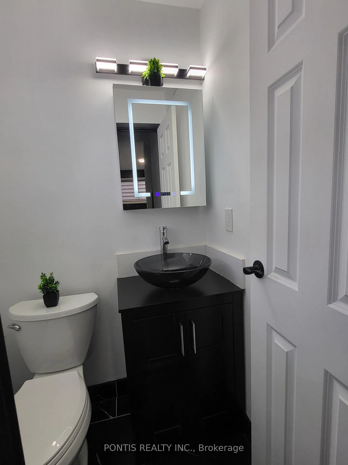 Photo 5 of Unit 113, 120 Bell Farm Road, Barrie, Alliance — HOMEH