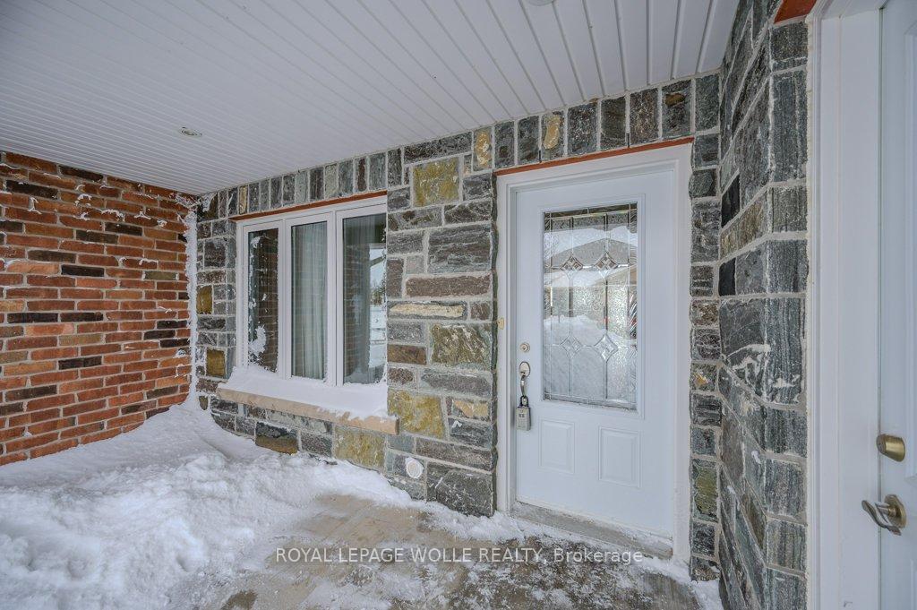 Photo 6 of Unit 3, 6906 Elgin Street, Perth East, Millbank — HOMEH