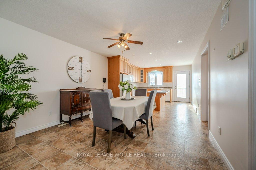Photo 14 of Unit 3, 6906 Elgin Street, Perth East, Millbank — HOMEH
