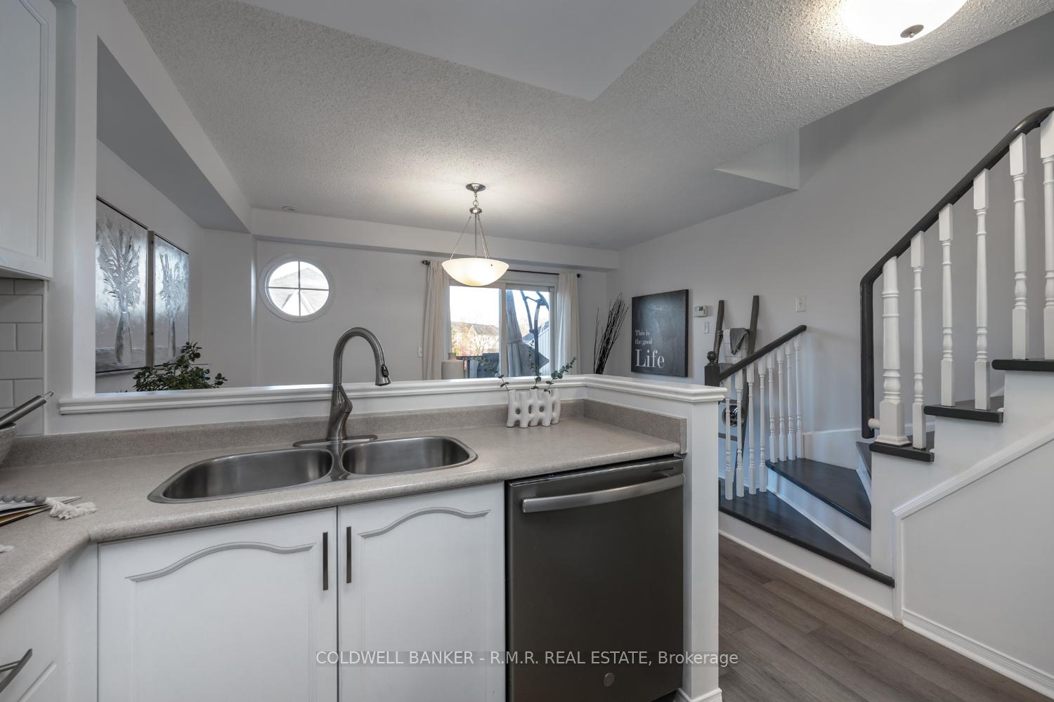Photo 15 of 87 Sprucedale Way, Whitby, Pringle Creek — HOMEH