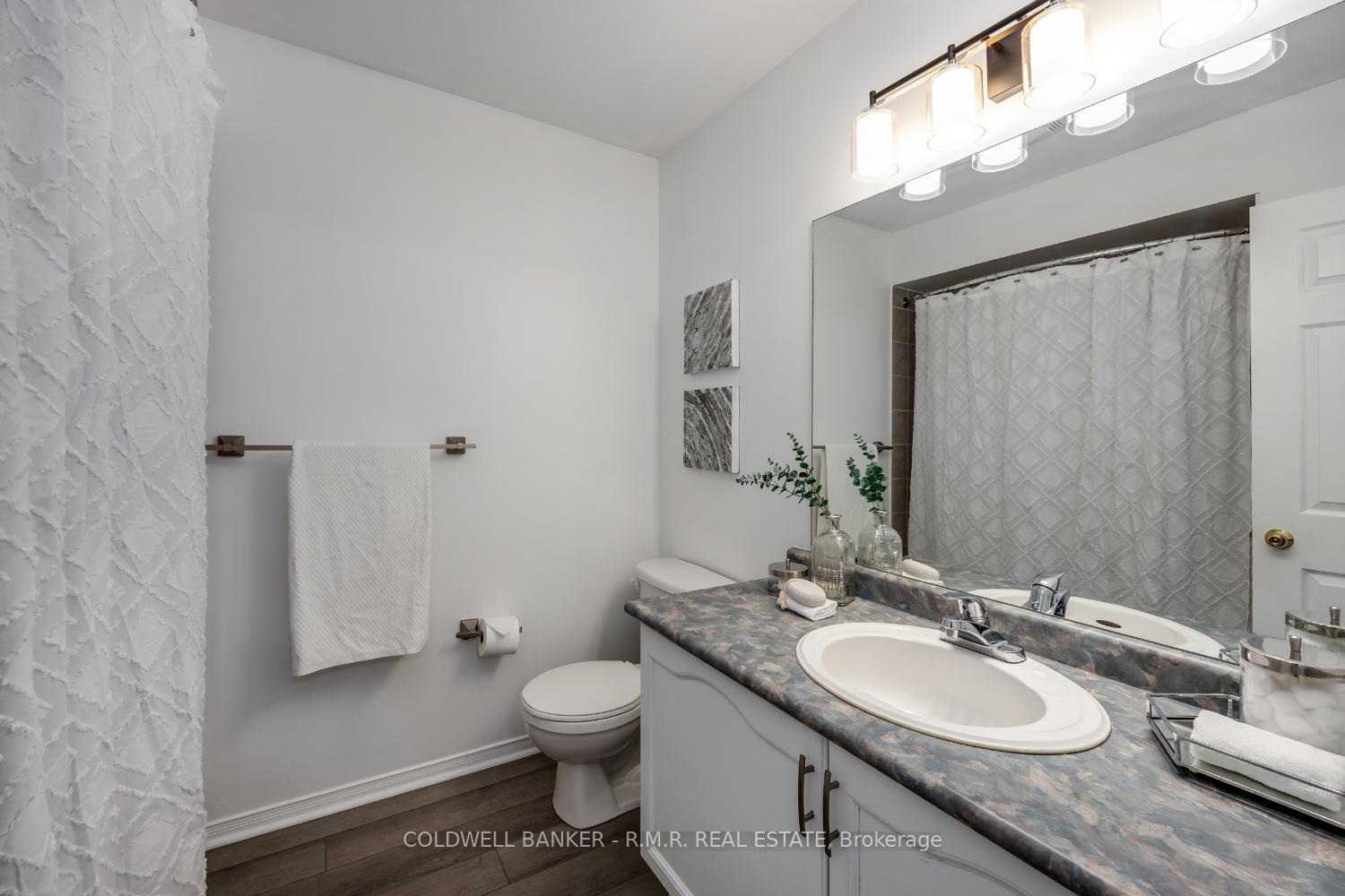 Photo 18 of 87 Sprucedale Way, Whitby, Pringle Creek — HOMEH