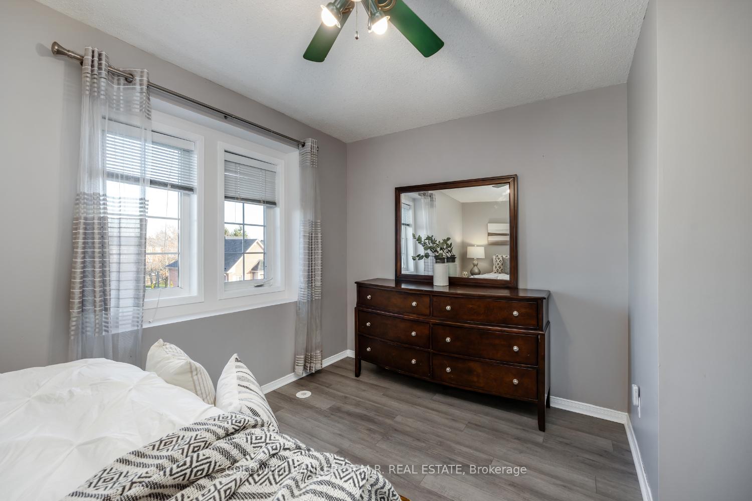 Photo 21 of 87 Sprucedale Way, Whitby, Pringle Creek — HOMEH