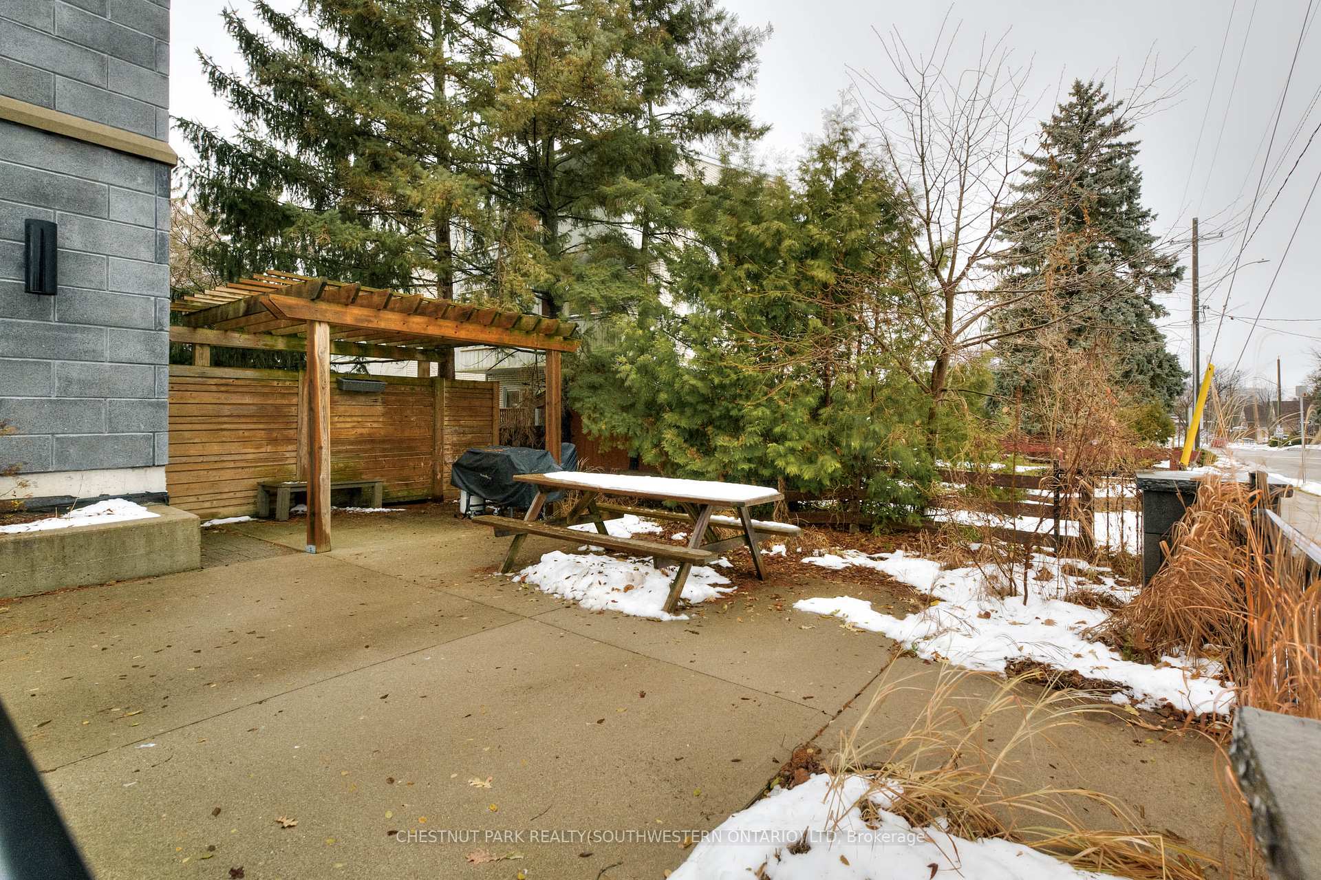Photo 5 of Unit 103, 15 Devitt Avenue S, Waterloo, Uptown Waterloo — HOMEH
