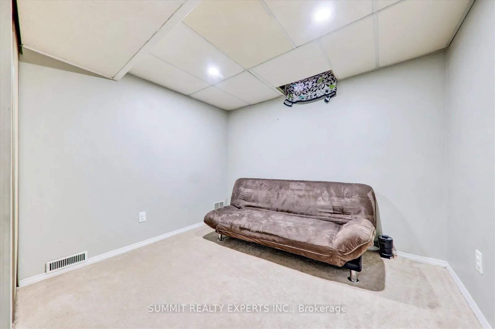 Photo 29 of 16 Candler Court, Clarington, Bowmanville — HOMEH