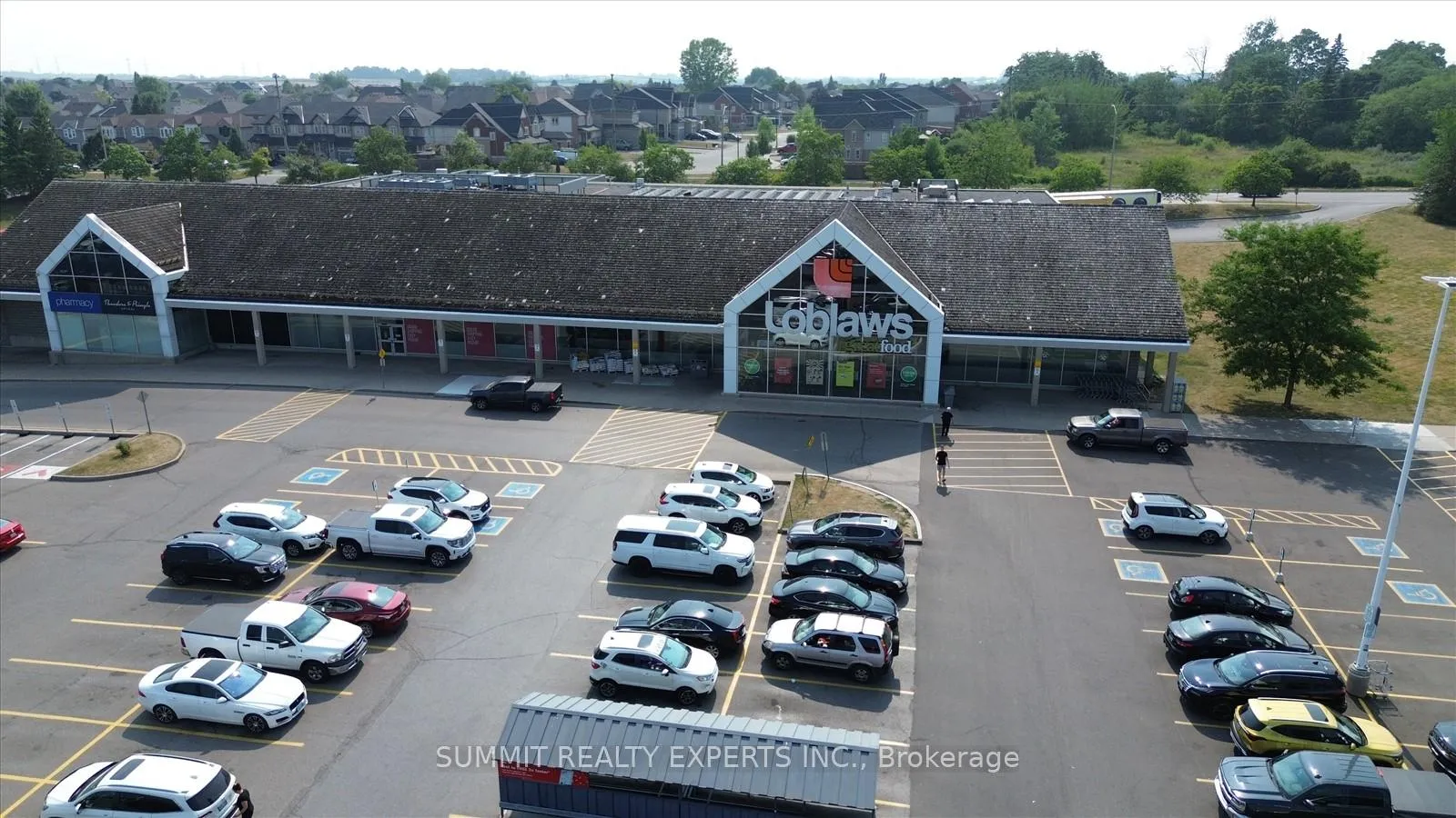 Photo 44 of 16 Candler Court, Clarington, Bowmanville — HOMEH