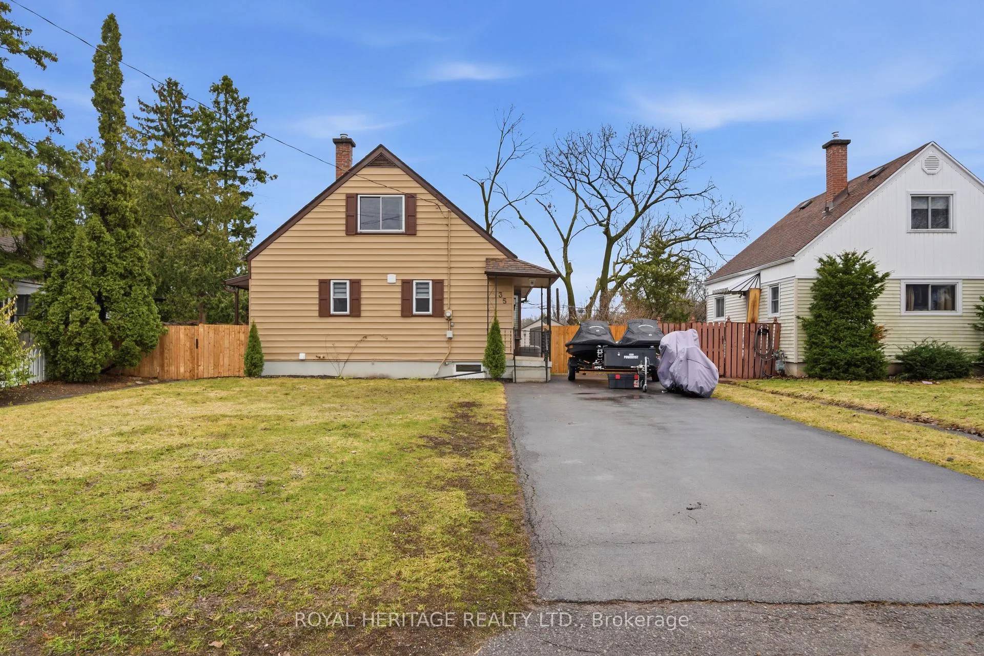 Photo 2 of 35 Mikel Avenue, Belleville, Belleville Ward — HOMEH