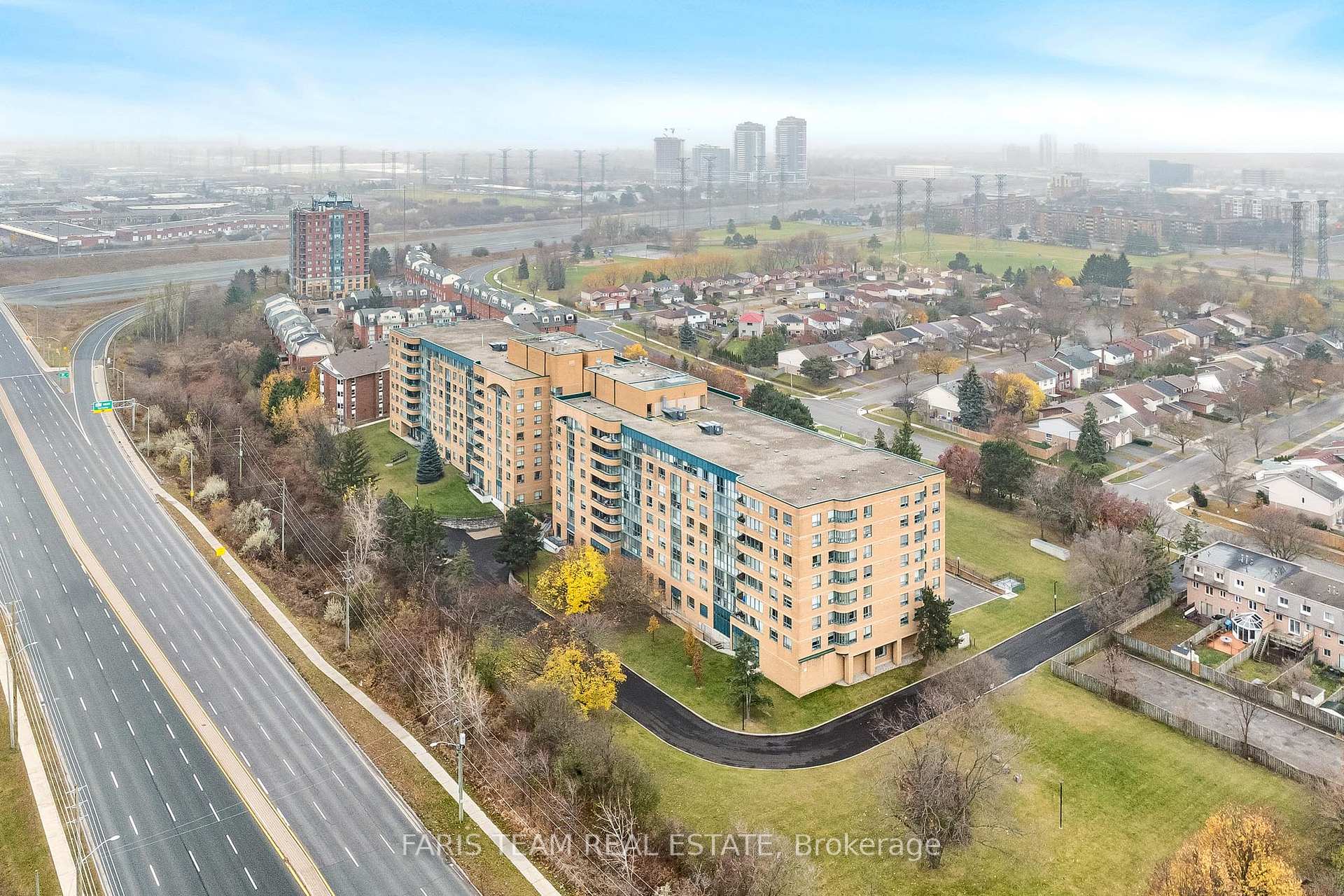 Photo 1 of Unit 809, 1655 Pickering Parkway, Pickering, Village East — HOMEH