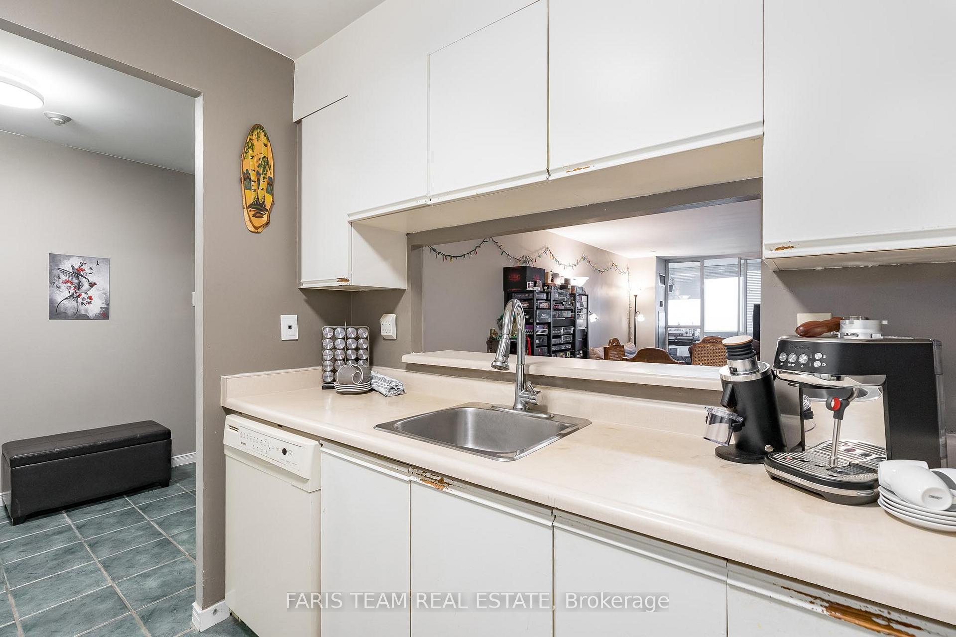 Photo 6 of Unit 809, 1655 Pickering Parkway, Pickering, Village East — HOMEH