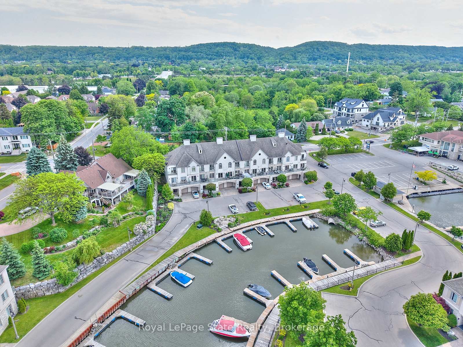 Photo 40 of Unit 18, 19 Lake Street, Grimsby, Grimsby Beach — HOMEH