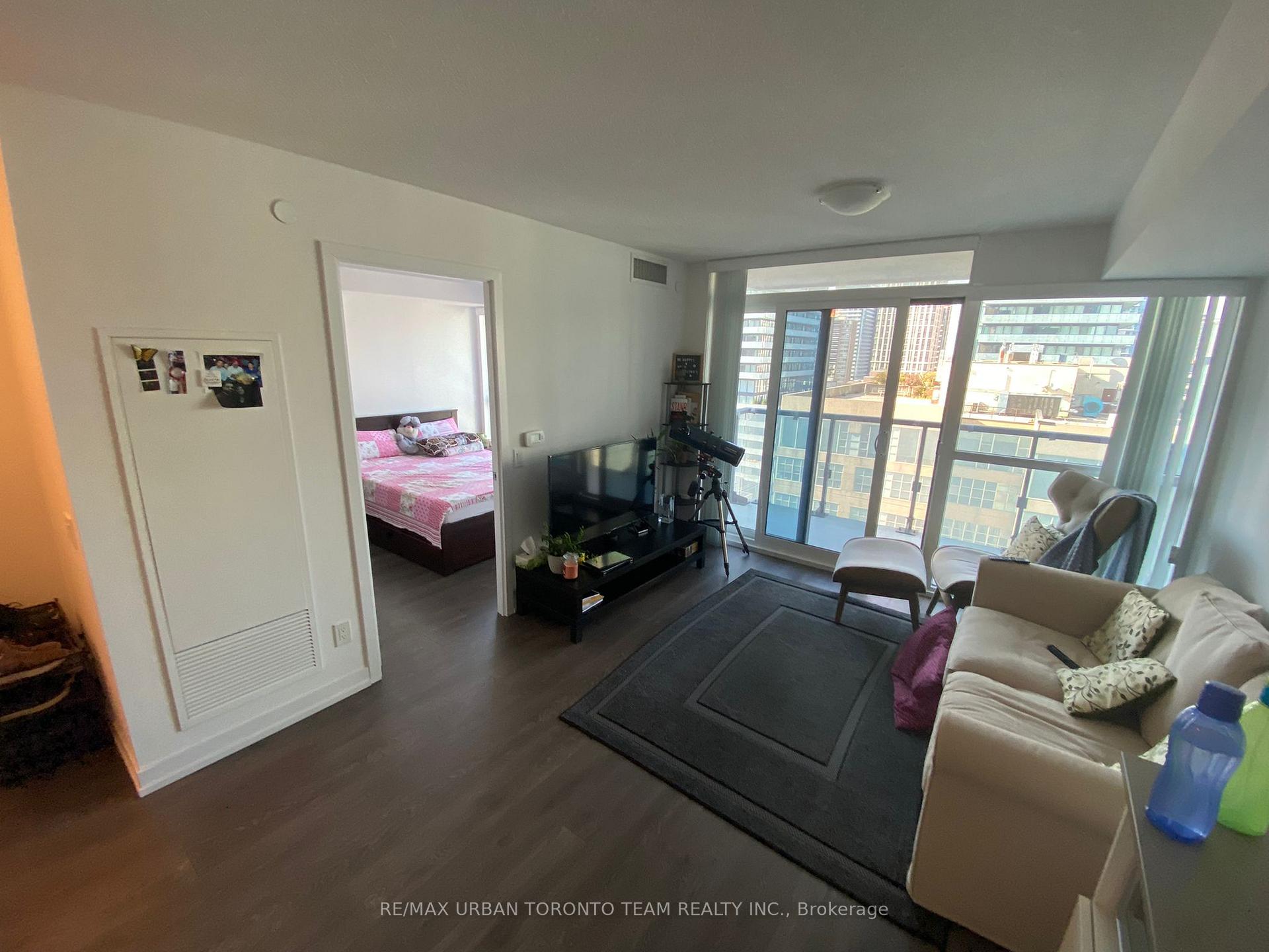 Photo 8 of Unit 1103, 125 Redpath Avenue, Toronto, Mount Pleasant West — HOMEH
