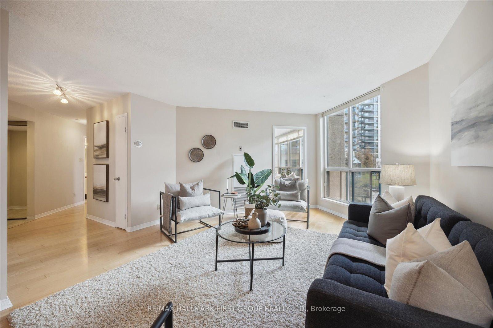 Photo 11 of Unit 102, 360 Watson Street W, Whitby, Port Whitby — HOMEH