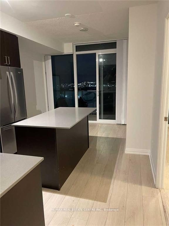 Photo 6 of Unit 2002, 7895 Jane Street, Vaughan, Concord — HOMEH