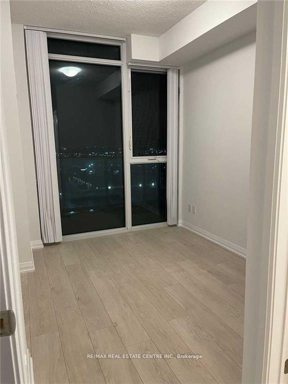 Photo 8 of Unit 2002, 7895 Jane Street, Vaughan, Concord — HOMEH