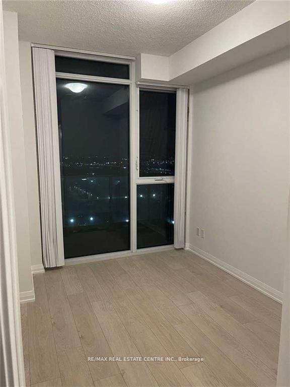 Photo 9 of Unit 2002, 7895 Jane Street, Vaughan, Concord — HOMEH