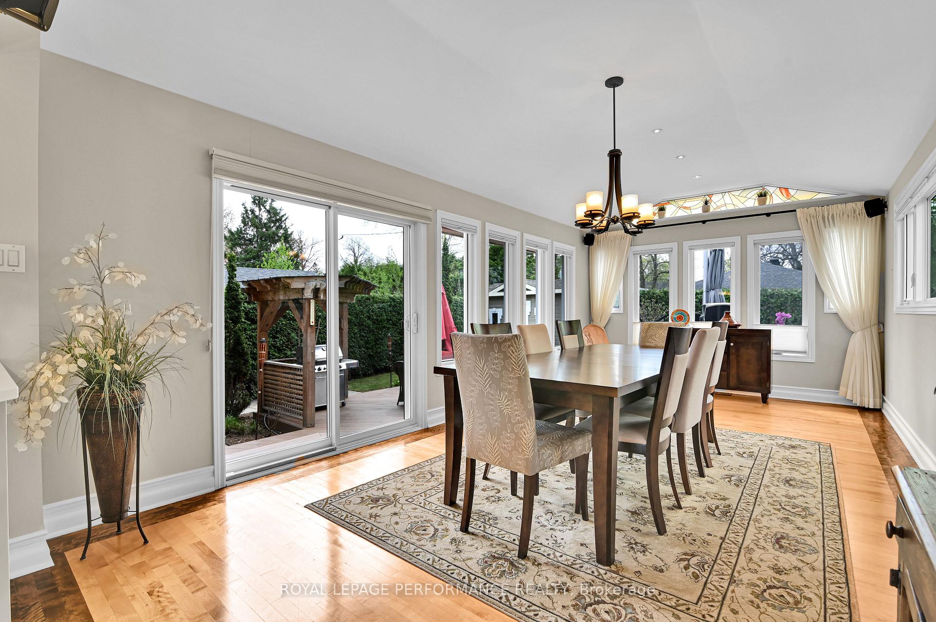 Photo 8 of 2030 Vincent Street, Ottawa, Elmvale Acres — HOMEH