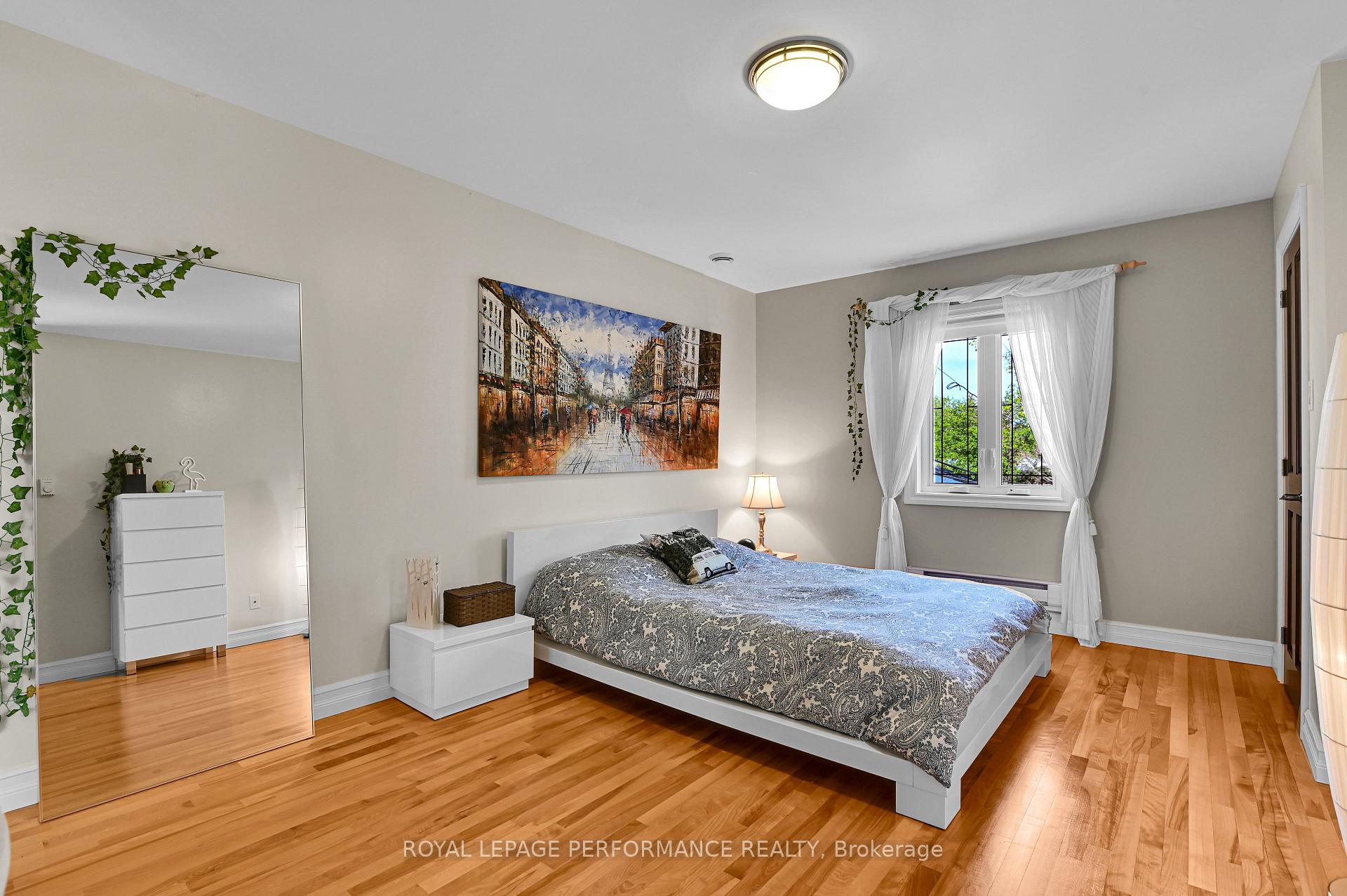 Photo 17 of 2030 Vincent Street, Ottawa, Elmvale Acres — HOMEH