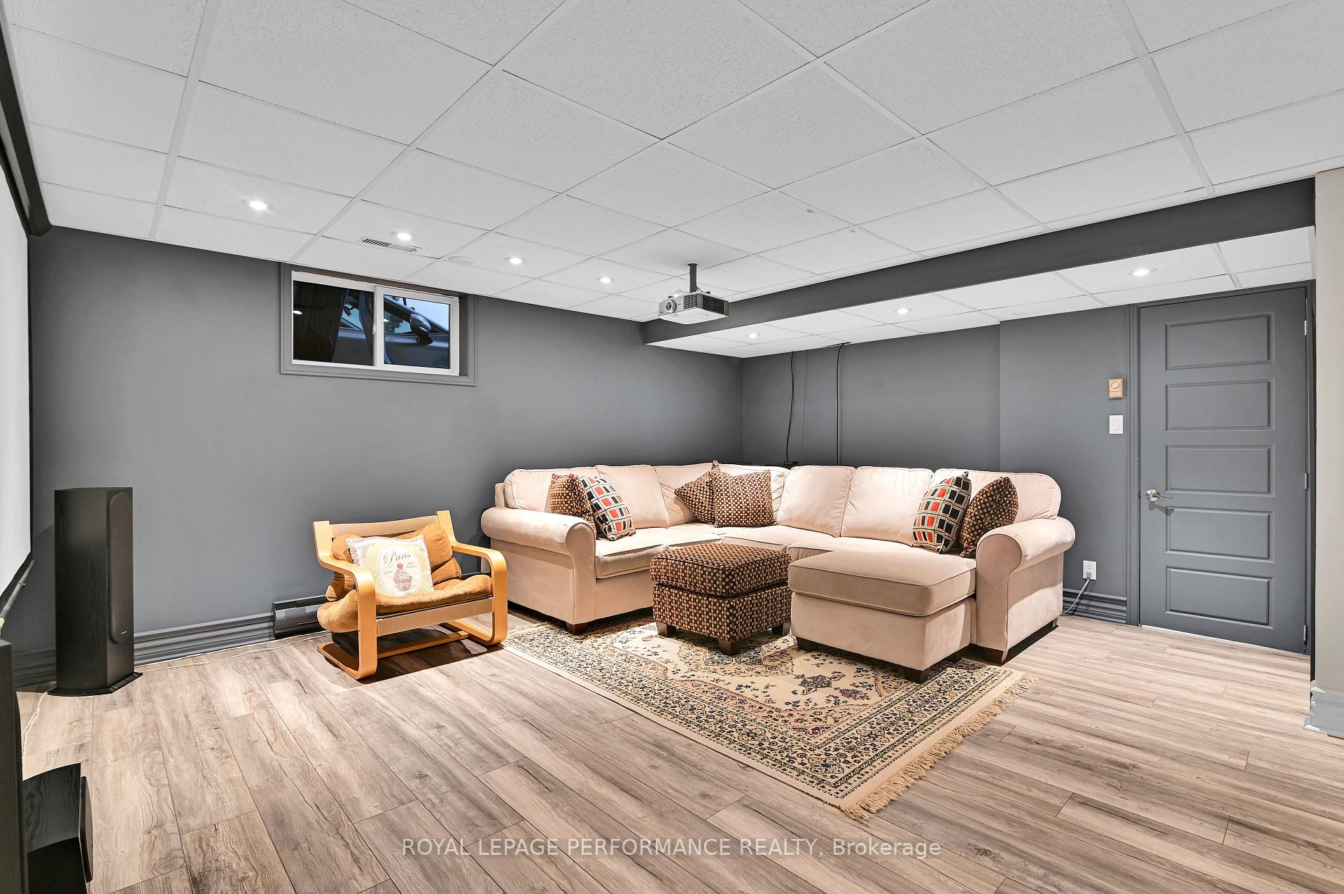 Photo 27 of 2030 Vincent Street, Ottawa, Elmvale Acres — HOMEH