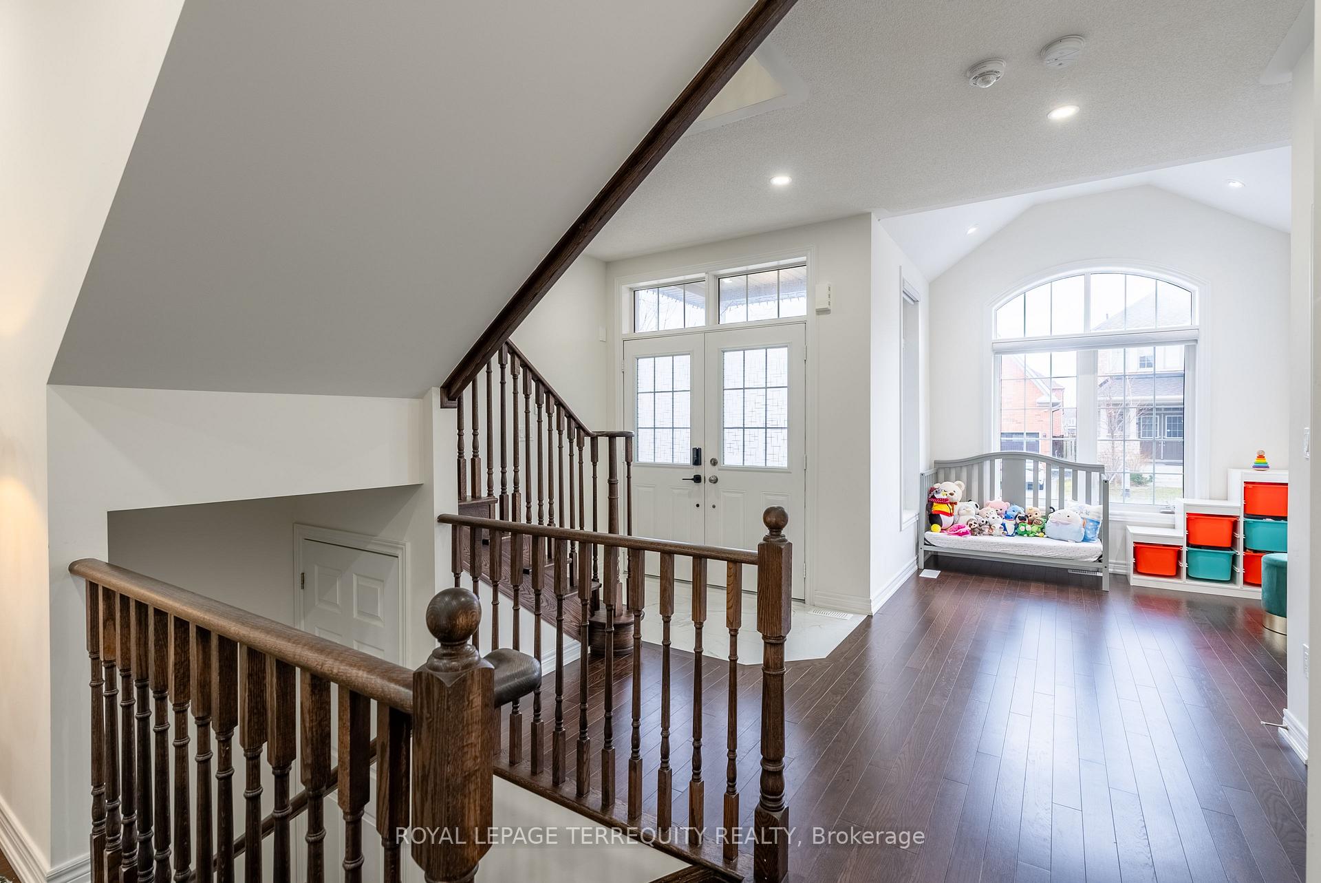 Photo 7 of 10 Schoolbridge Street, Ajax, Northwest Ajax — HOMEH