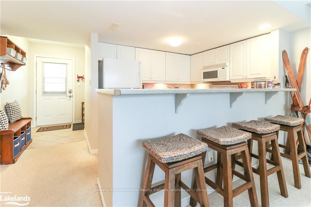 Photo 28 of 938 Cedar Pointe Court, Collingwood — HOMEH