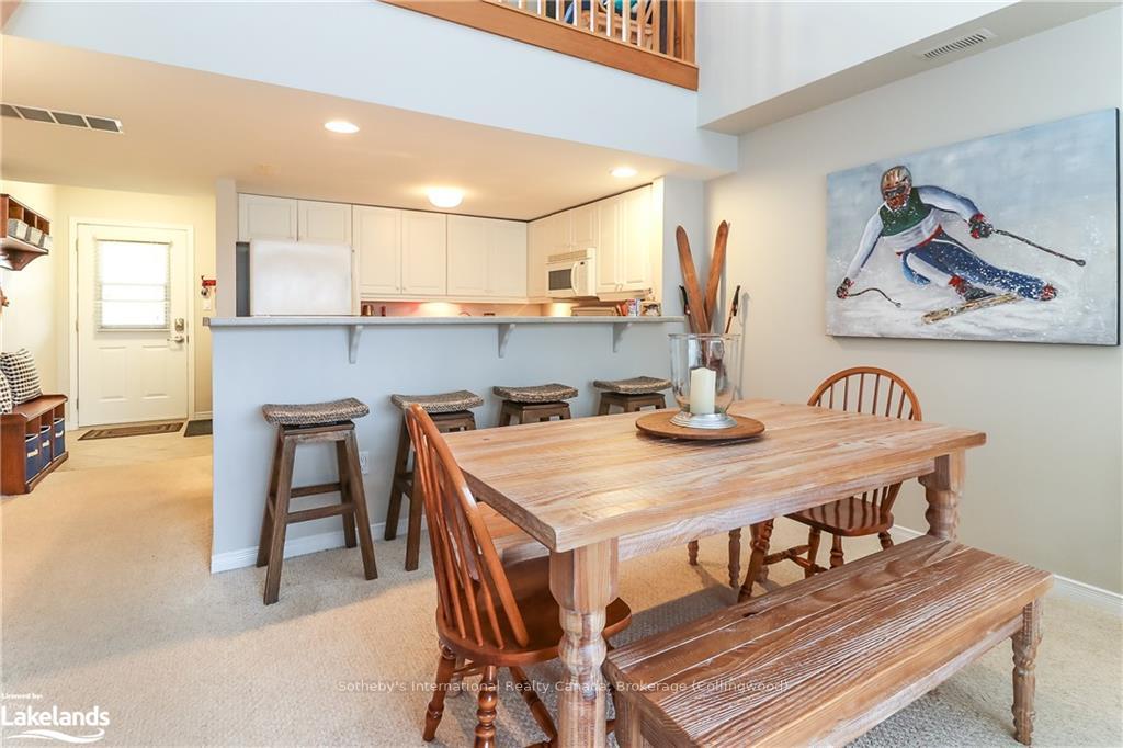 Photo 32 of 938 Cedar Pointe Court, Collingwood — HOMEH