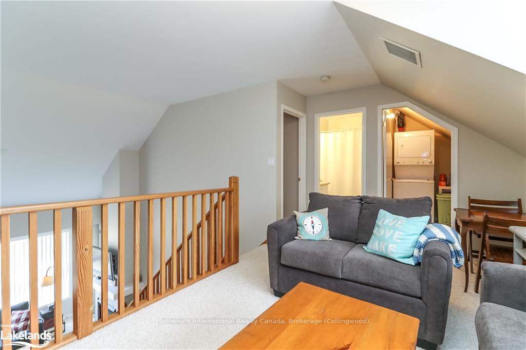 Photo 70 of 938 Cedar Pointe Court, Collingwood — HOMEH