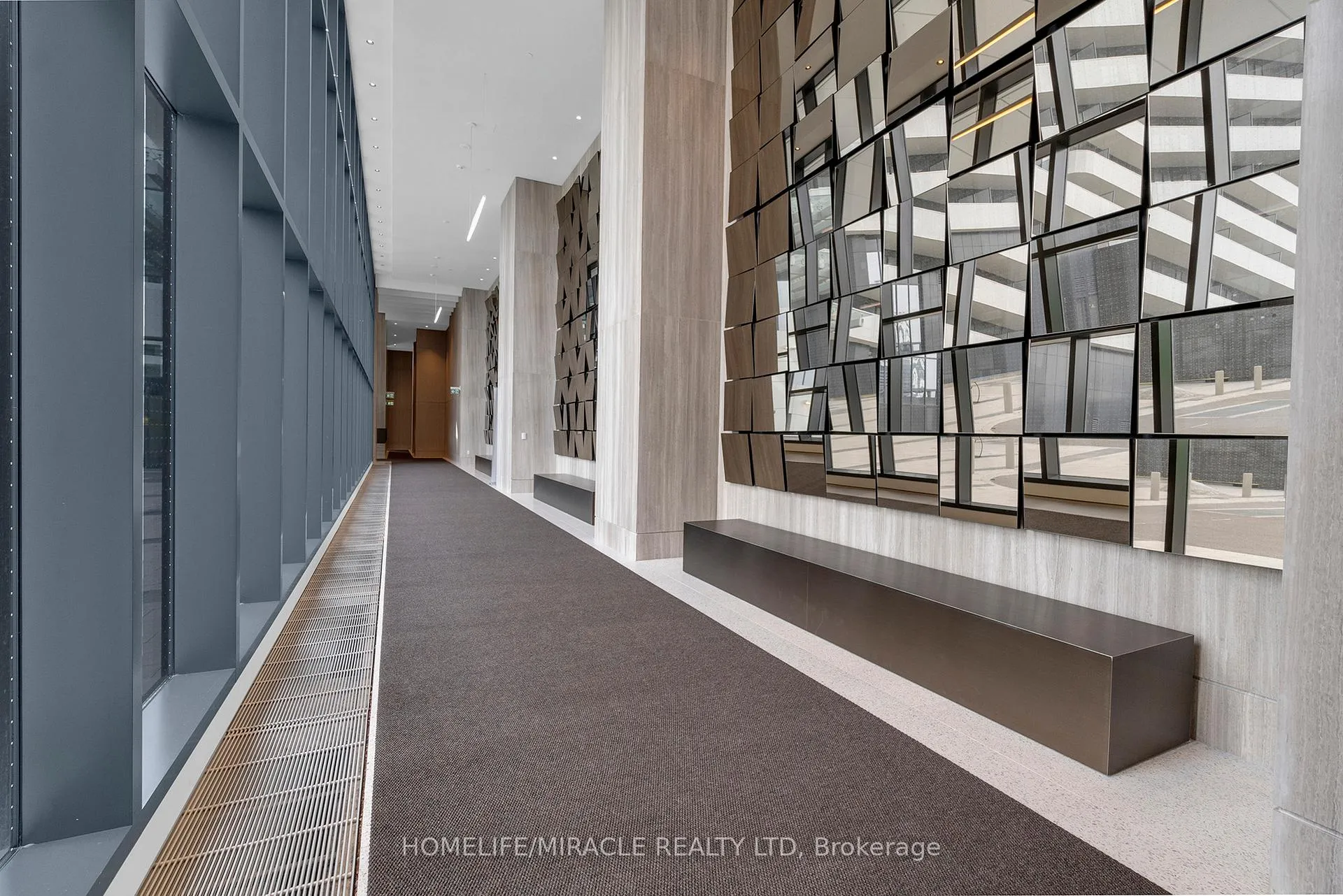 Photo 5 of Unit 3303, 225 Commerce Street, Vaughan, Vaughan Corporate Centre — HOMEH