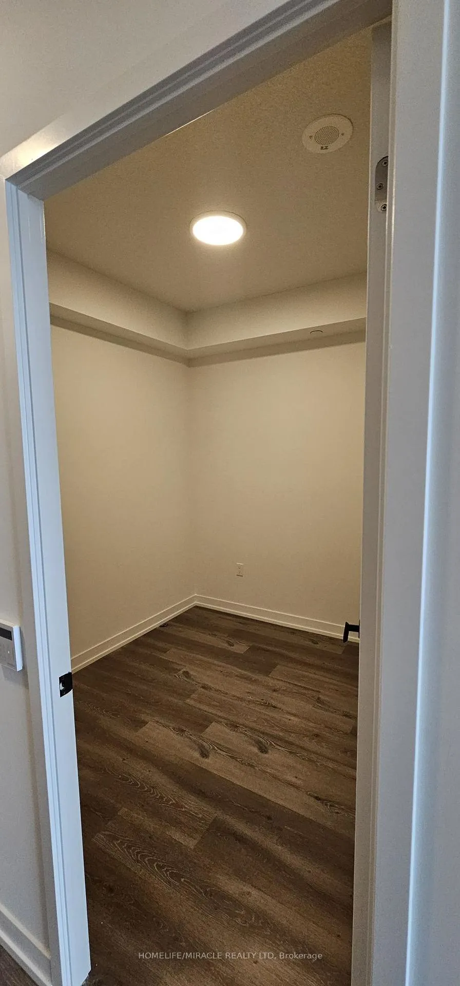 Photo 14 of Unit 3303, 225 Commerce Street, Vaughan, Vaughan Corporate Centre — HOMEH