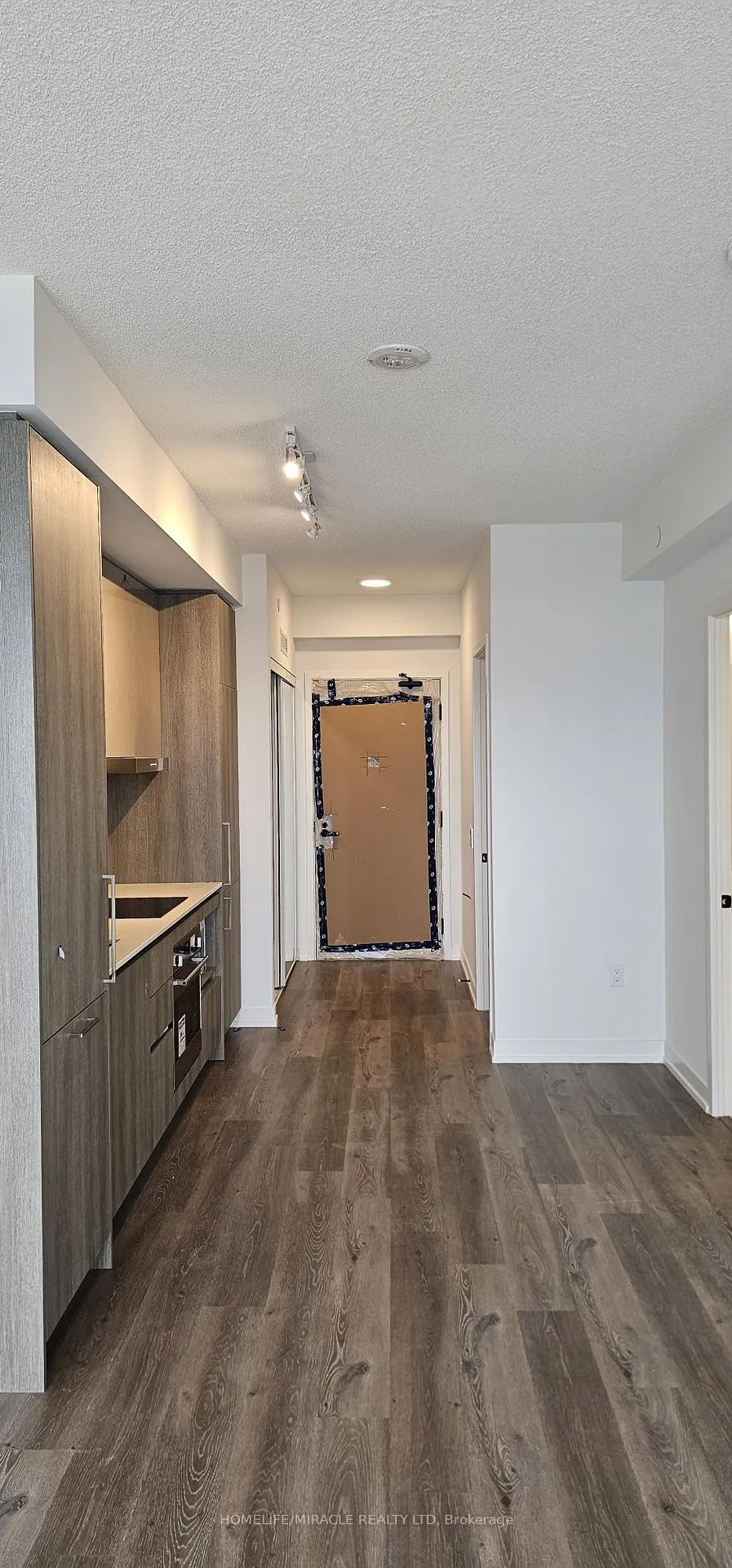 Photo 20 of Unit 3303, 225 Commerce Street, Vaughan, Vaughan Corporate Centre — HOMEH