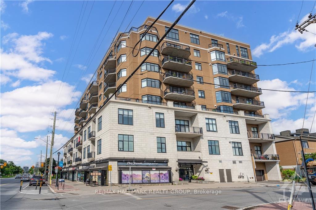 Front of Unit 206, 420 Berkley Avenue
