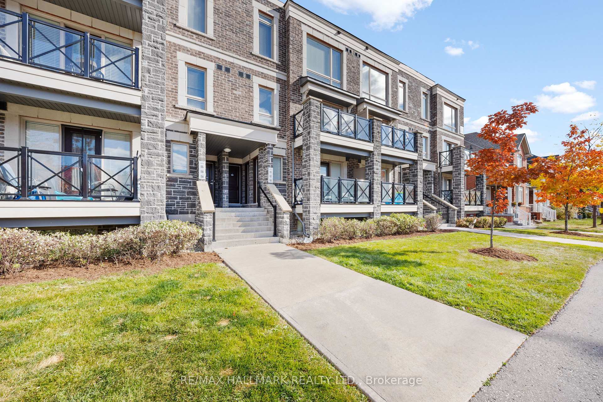 Photo 1 of Unit 111, 2 Dunsheath Way, Markham, Cornell — HOMEH