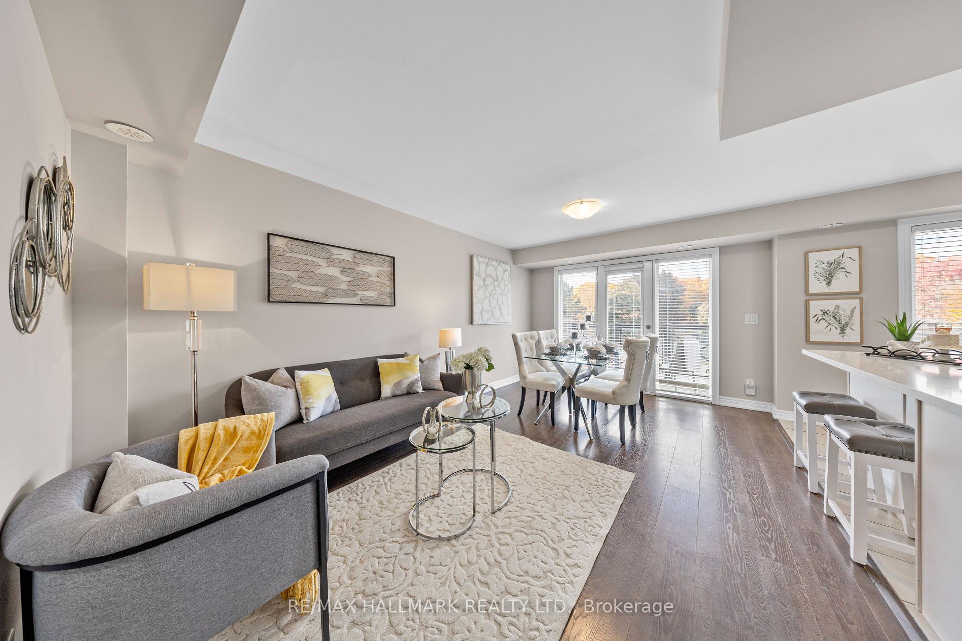 Photo 5 of Unit 111, 2 Dunsheath Way, Markham, Cornell — HOMEH