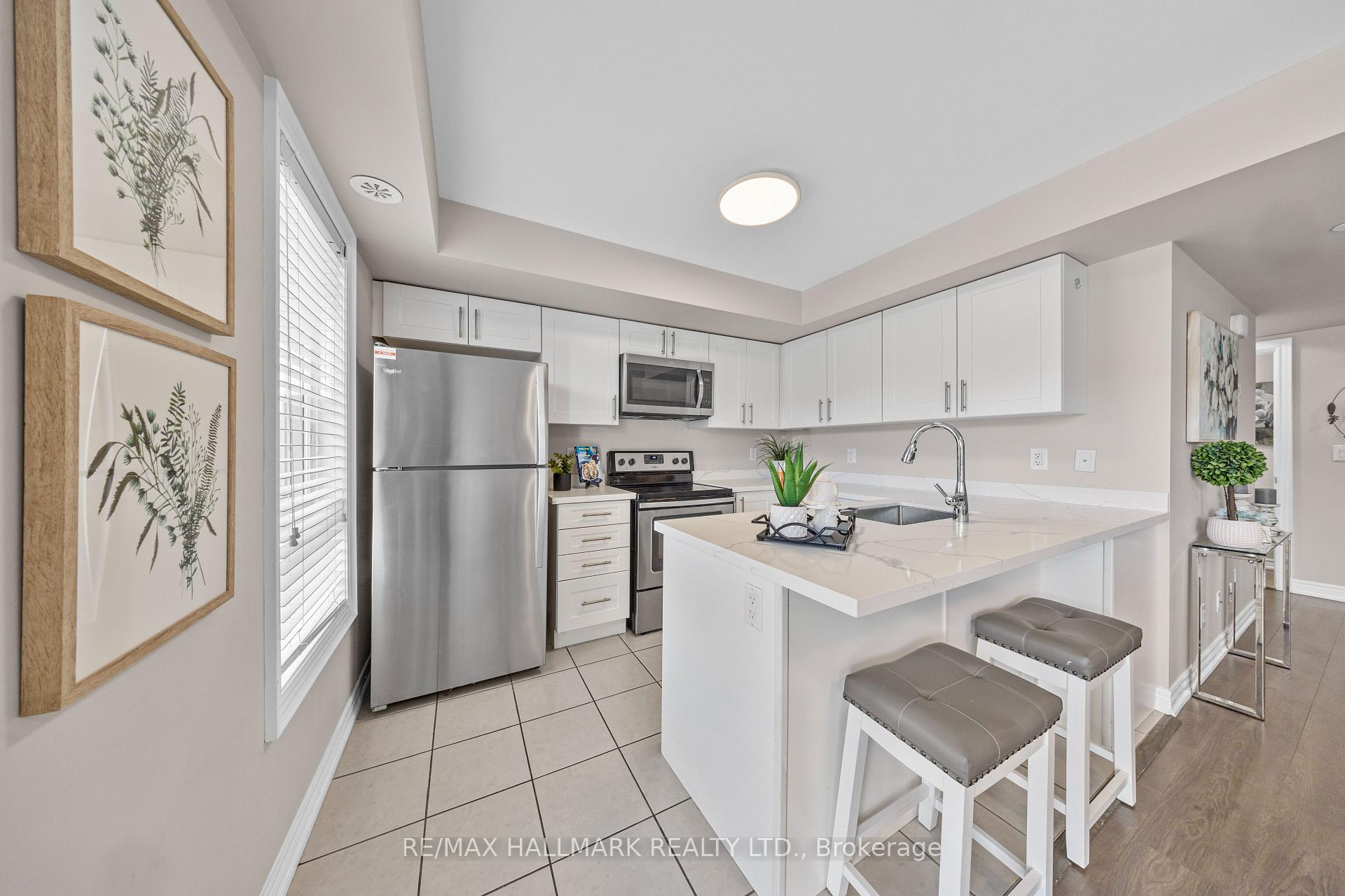 Photo 10 of Unit 111, 2 Dunsheath Way, Markham, Cornell — HOMEH