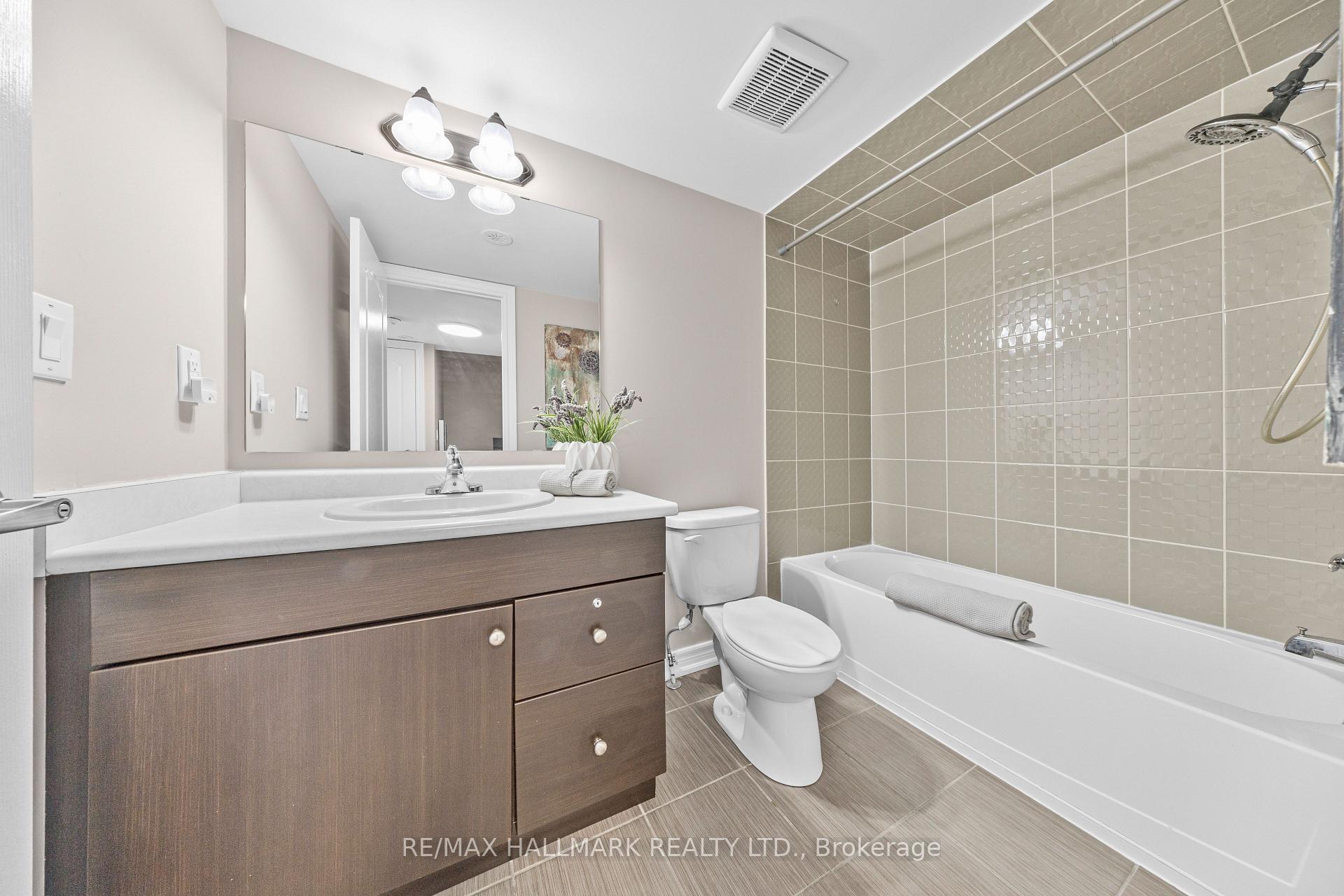 Photo 19 of Unit 111, 2 Dunsheath Way, Markham, Cornell — HOMEH