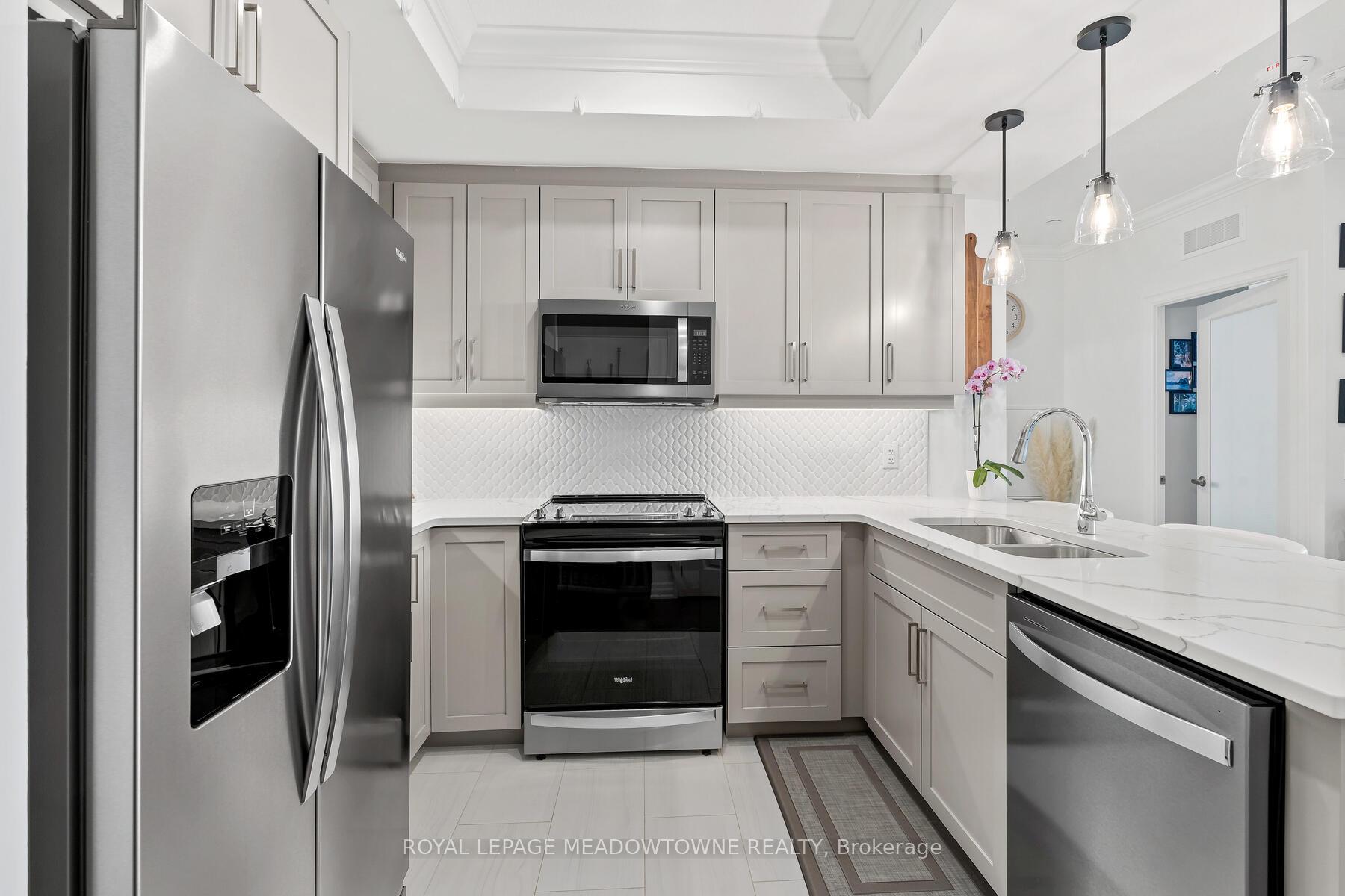 Photo 11 of Unit 801, 1880 Gordon Street, Guelph, Pineridge/Westminster Woods — HOMEH