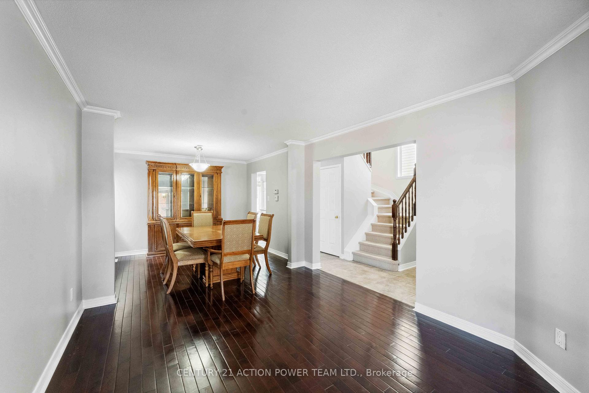 Photo 10 of 13 Avonhurst Avenue, Ottawa, Barrhaven - Longfields — HOMEH