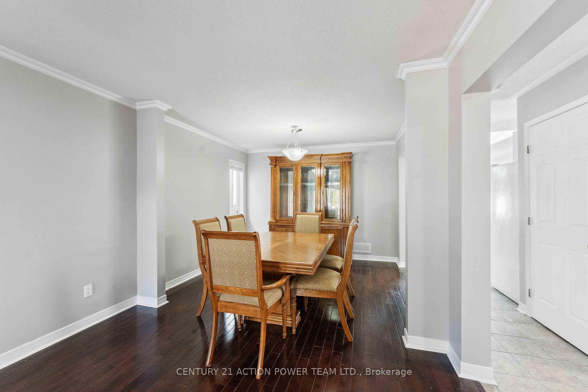Photo 11 of 13 Avonhurst Avenue, Ottawa, Barrhaven - Longfields — HOMEH