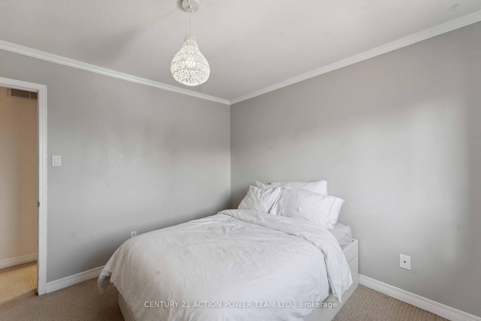 Photo 33 of 13 Avonhurst Avenue, Ottawa, Barrhaven - Longfields — HOMEH