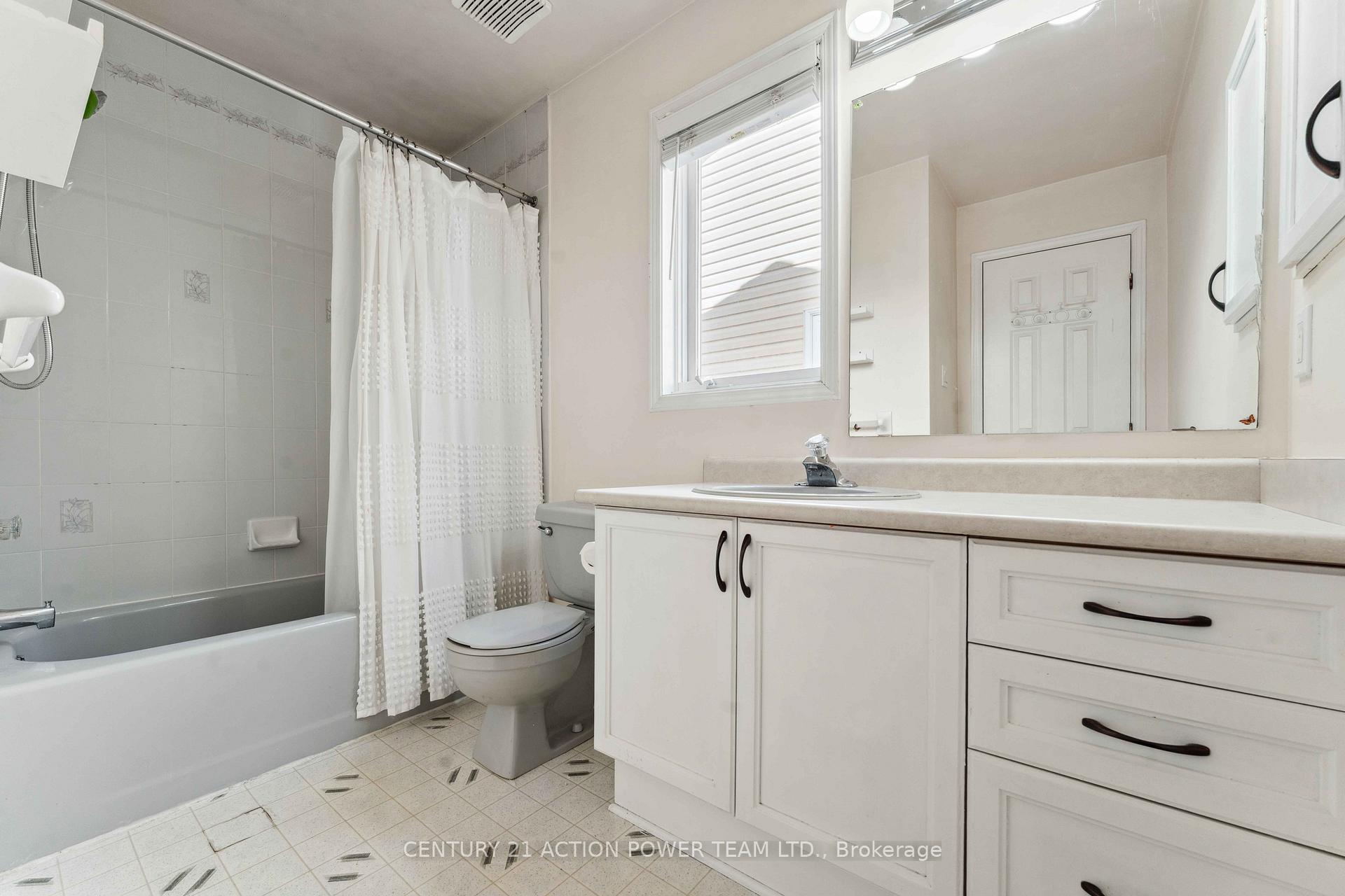 Photo 35 of 13 Avonhurst Avenue, Ottawa, Barrhaven - Longfields — HOMEH