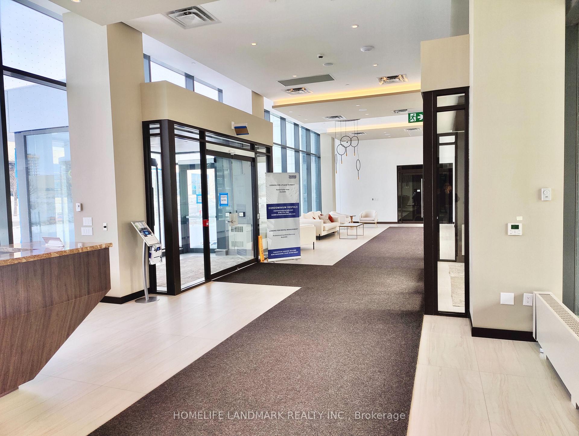 Photo 8 of Unit 809, 38 Honeycrisp Crescent, Vaughan, Vaughan Corporate Centre — HOMEH