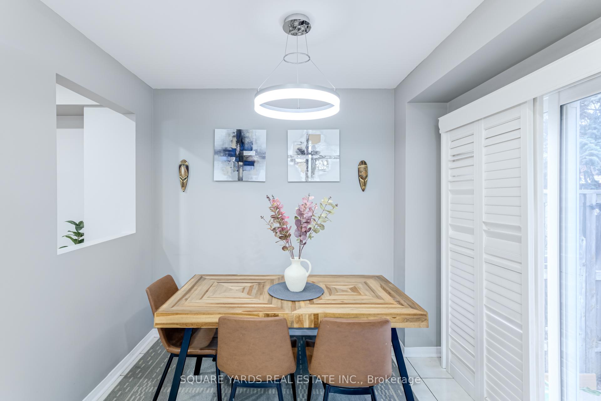 Photo 32 of 17 Alexis Way, Whitby, Williamsburg — HOMEH