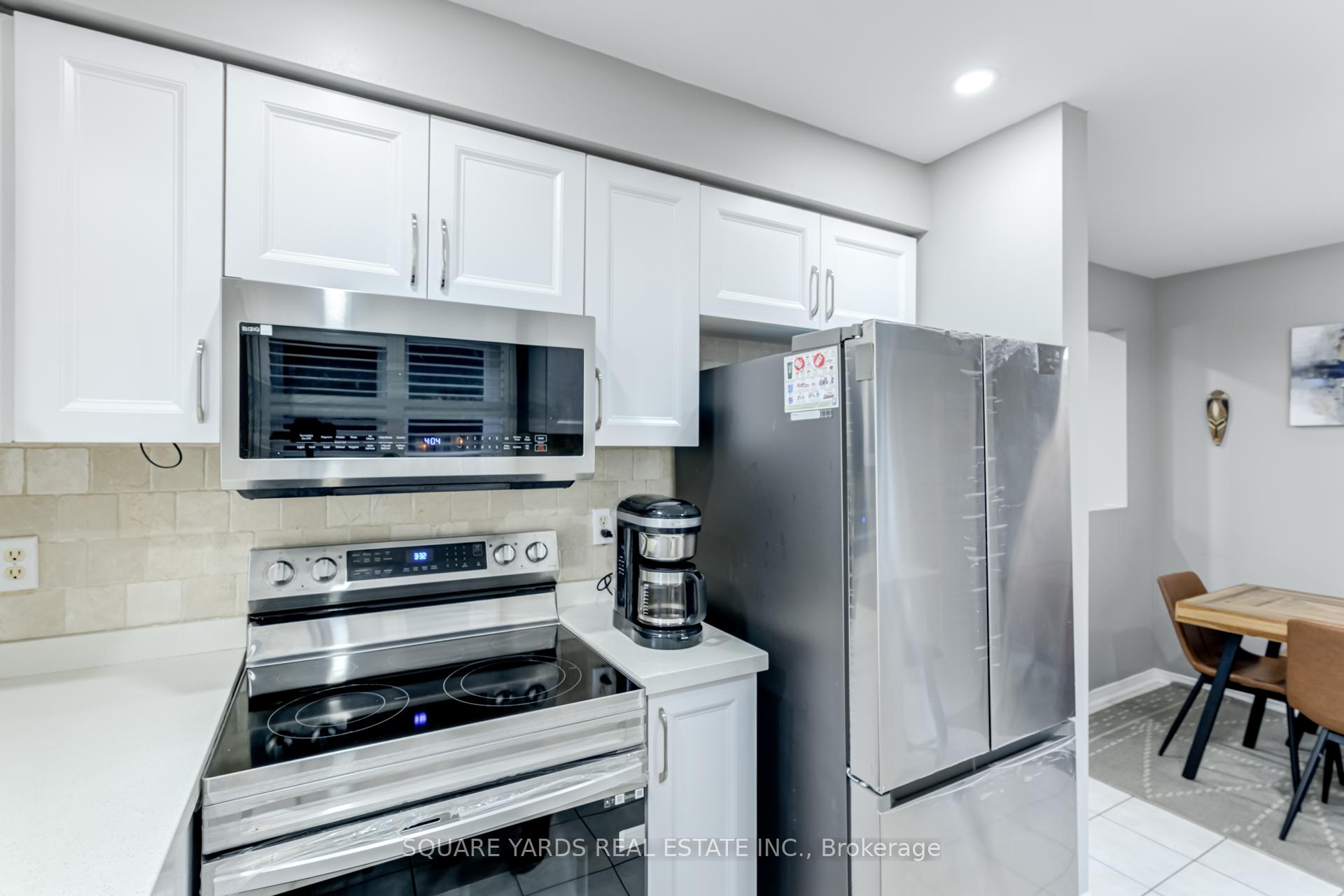 Photo 16 of 17 Alexis Way, Whitby, Williamsburg — HOMEH