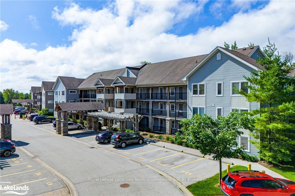 Photo 2 of Unit 202, 4 Brandy Lane Drive, Collingwood — HOMEH