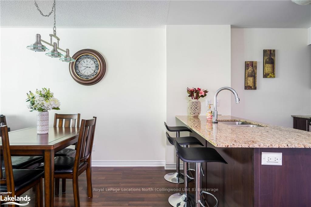 Photo 8 of Unit 202, 4 Brandy Lane Drive, Collingwood — HOMEH