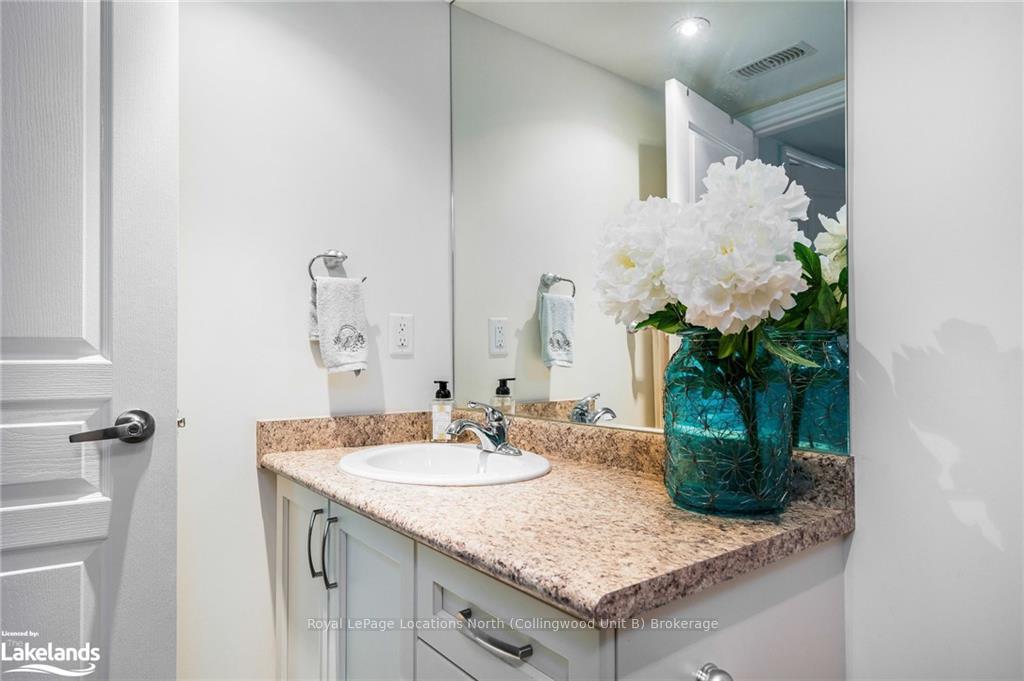 Photo 17 of Unit 202, 4 Brandy Lane Drive, Collingwood — HOMEH