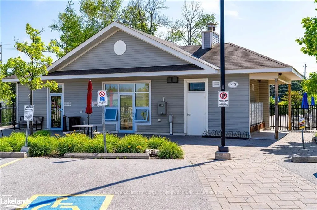 Photo 40 of Unit 202, 4 Brandy Lane Drive, Collingwood — HOMEH