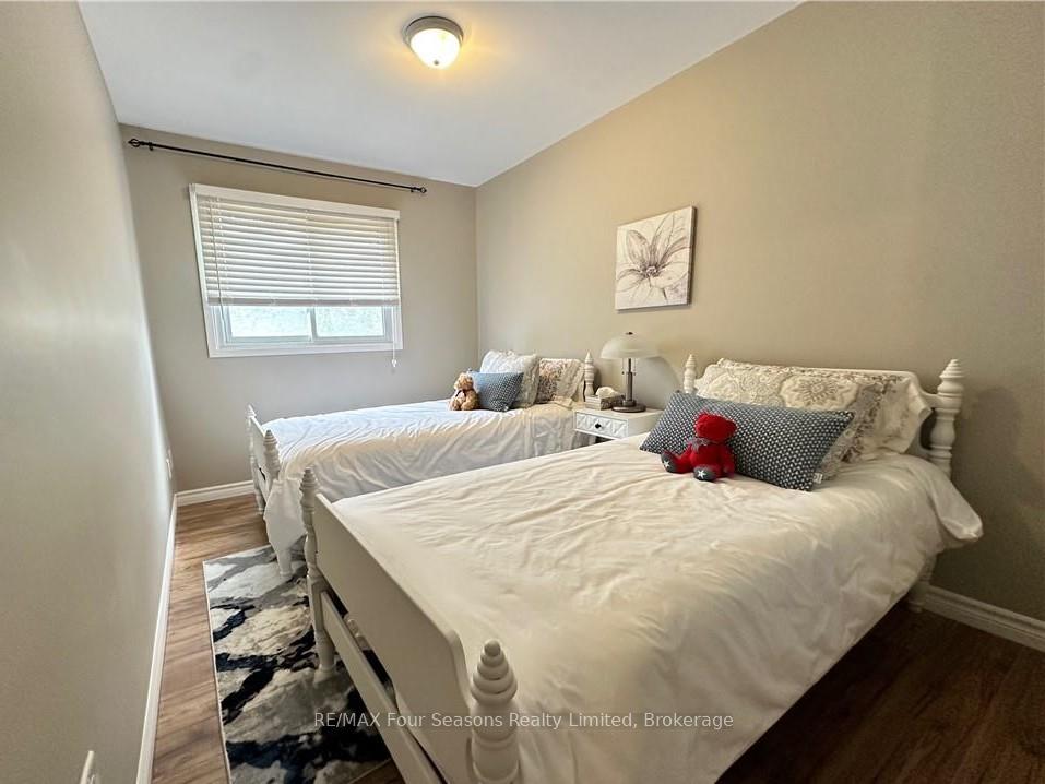 Photo 15 of 615 Tenth Street, Collingwood — HOMEH