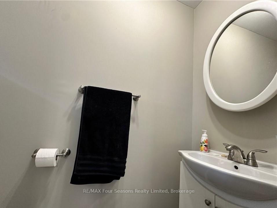Photo 25 of 615 Tenth Street, Collingwood — HOMEH