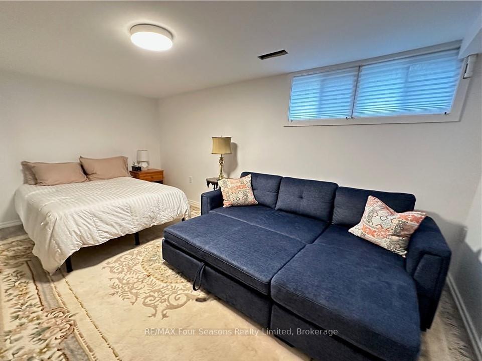 Photo 37 of 615 Tenth Street, Collingwood — HOMEH