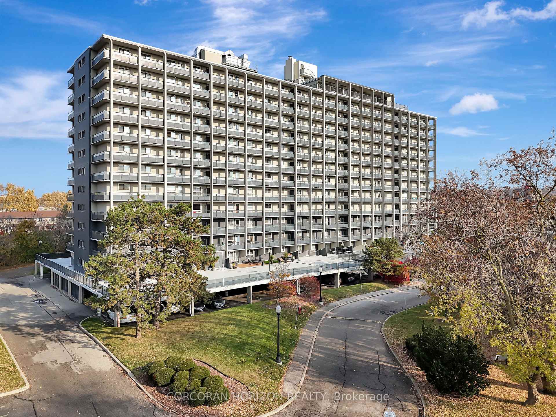 Photo 2 of Unit 409, 58 Bridgeport Road E, Waterloo — HOMEH
