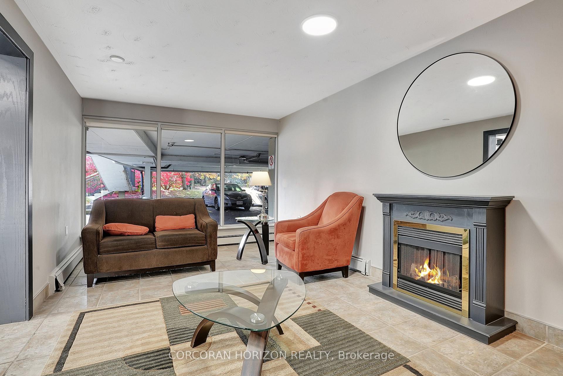 Photo 7 of Unit 409, 58 Bridgeport Road E, Waterloo — HOMEH